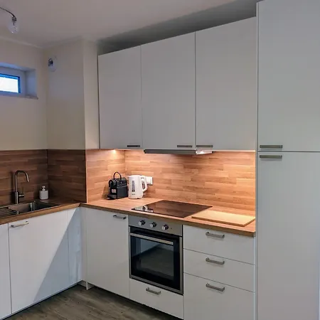 Leomar, Bezkontaktowe Zameldowanie, Darmowy Parking Daire Poznan