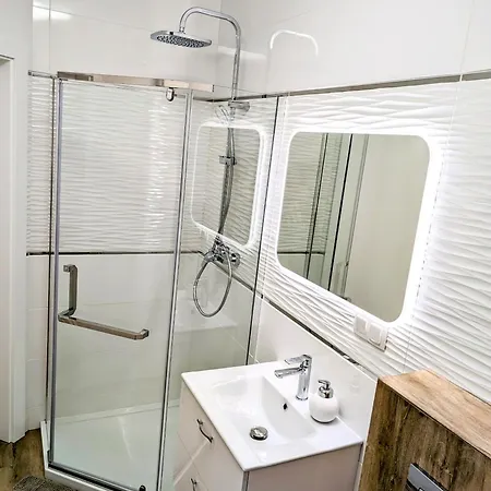 아파트 Leomar, Bezkontaktowe Zameldowanie, Darmowy Parking 포즈난